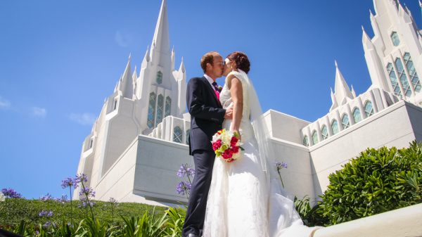San Diego Temple Wedding Photo
